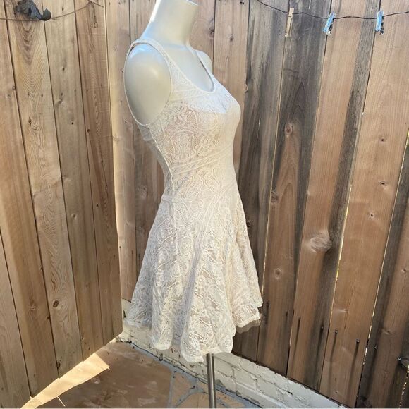 Free people nude lace layered mini dress size xs - Picture 2 of 8